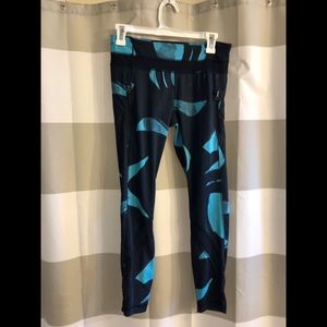 Lululemon Running capris Size 6